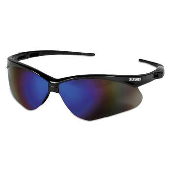 采购产品安全眼镜| KleenGuard 14481复仇者安全眼镜，黑色框架，蓝色镜面镜头